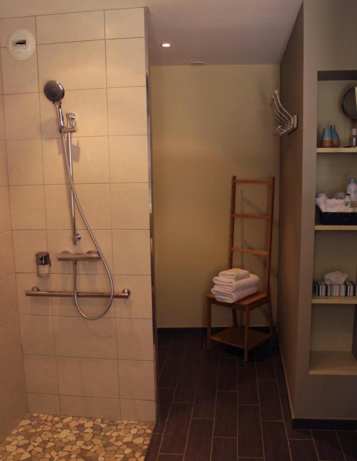 Chambre D'Hotes Les Rives De La Tronne Mer Екстериор снимка
