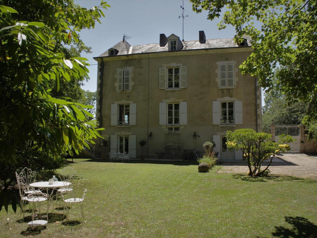 Chambre D'Hotes Les Rives De La Tronne Mer Екстериор снимка