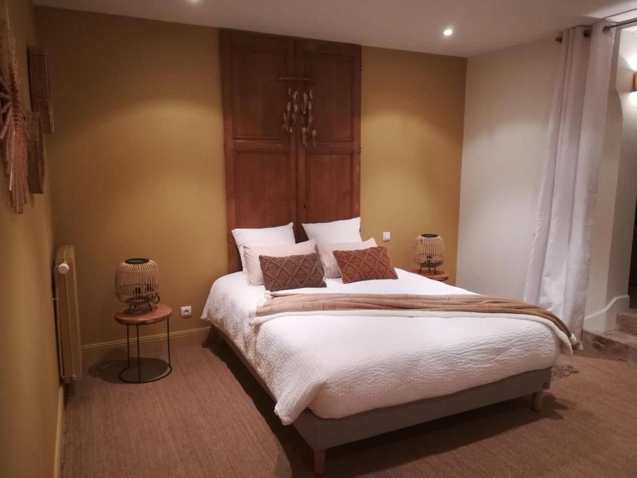 Chambre D'Hotes Les Rives De La Tronne Mer Екстериор снимка