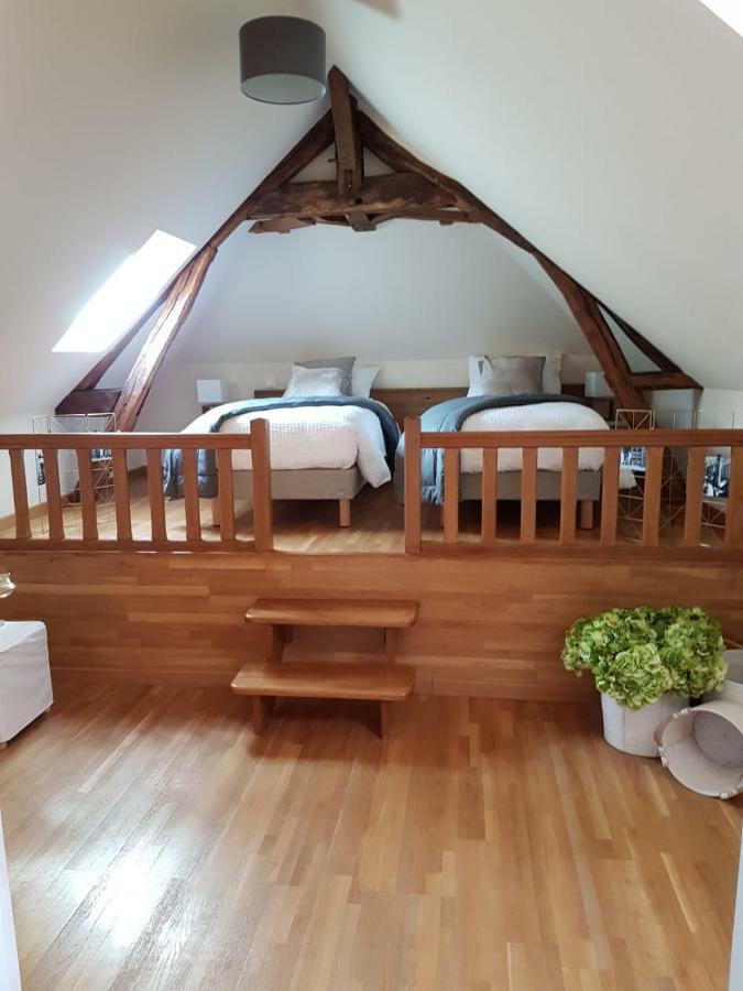 Chambre D'Hotes Les Rives De La Tronne Mer Екстериор снимка