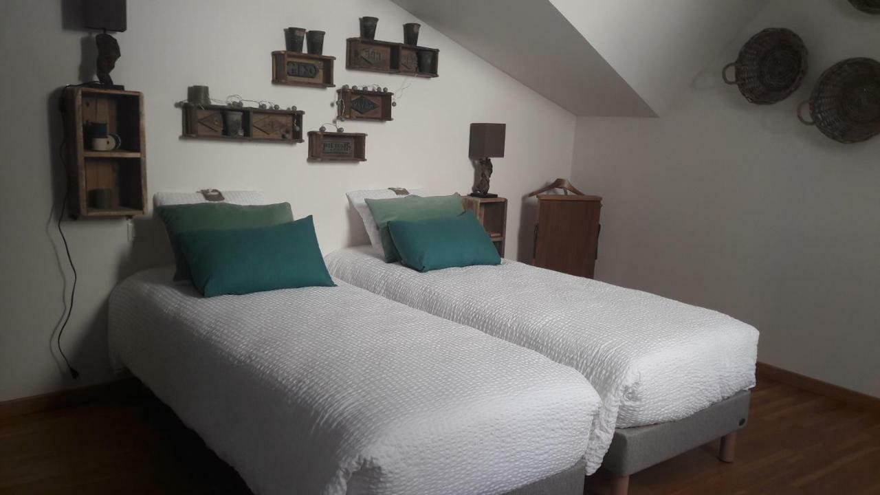 Chambre D'Hotes Les Rives De La Tronne Mer Екстериор снимка